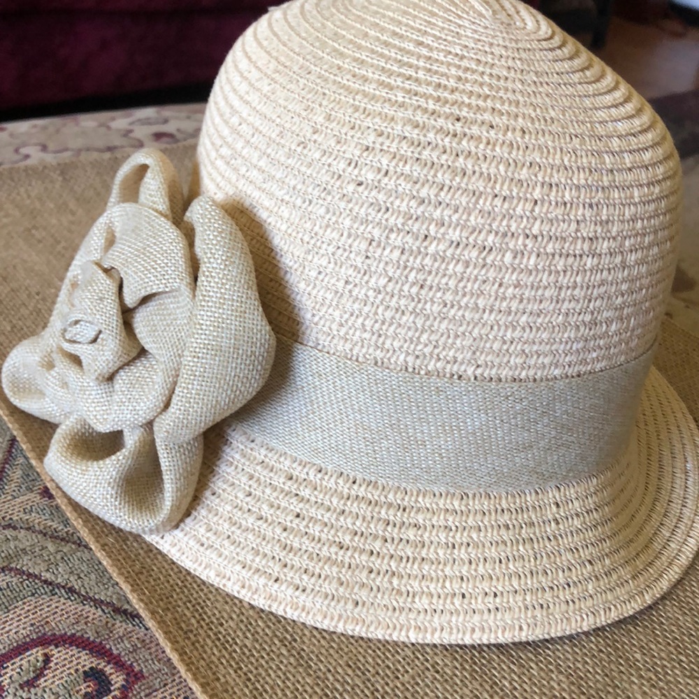 Straw hat